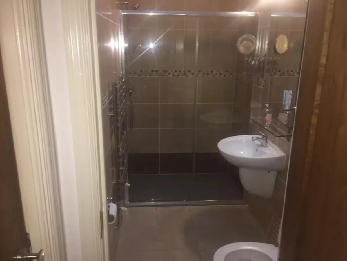 1 Bed Cottage In Heart Of Old Dublin Irland